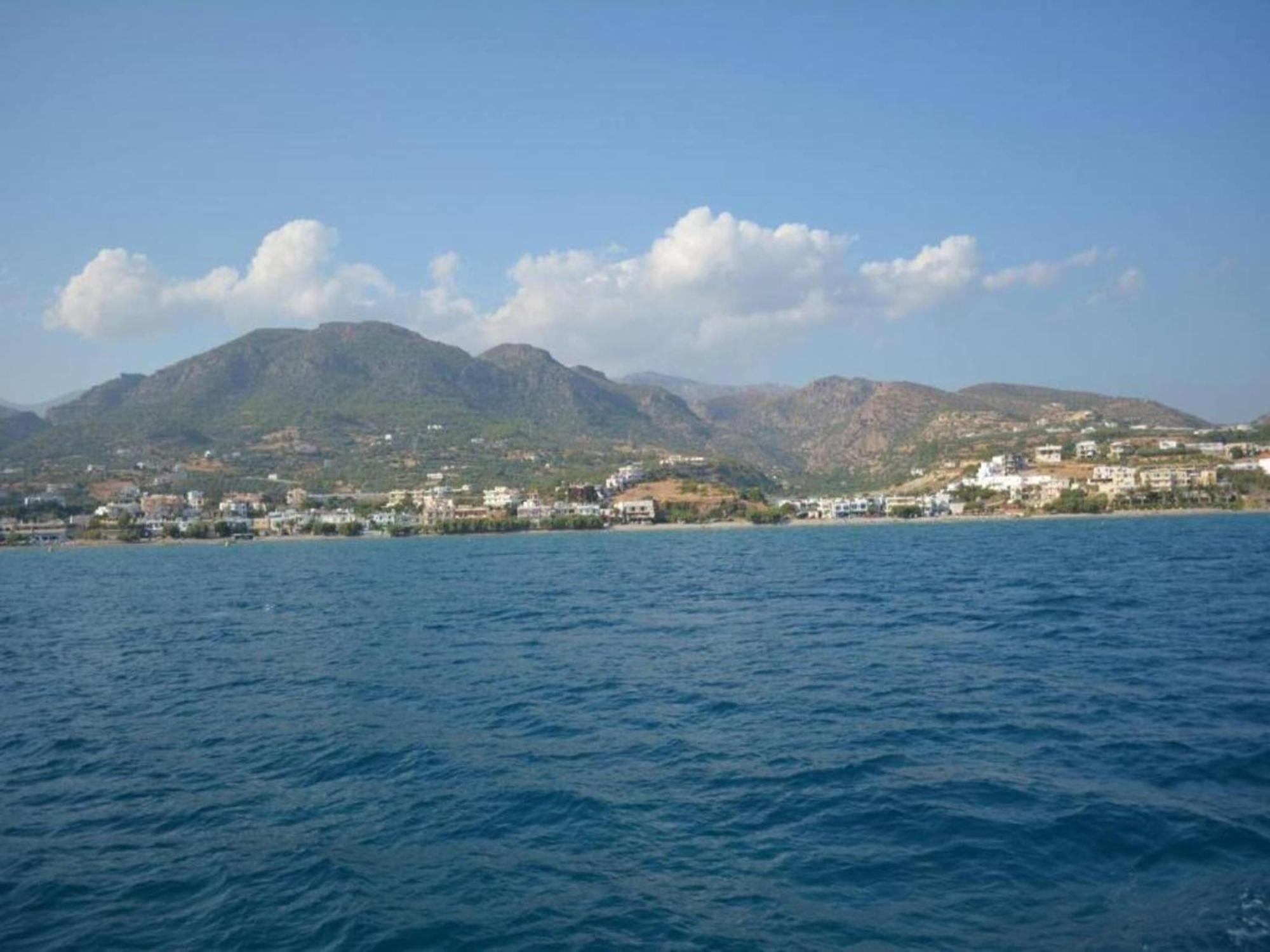 Villa Sprawling Vlilla In Malades Agios Sillas Esterno foto